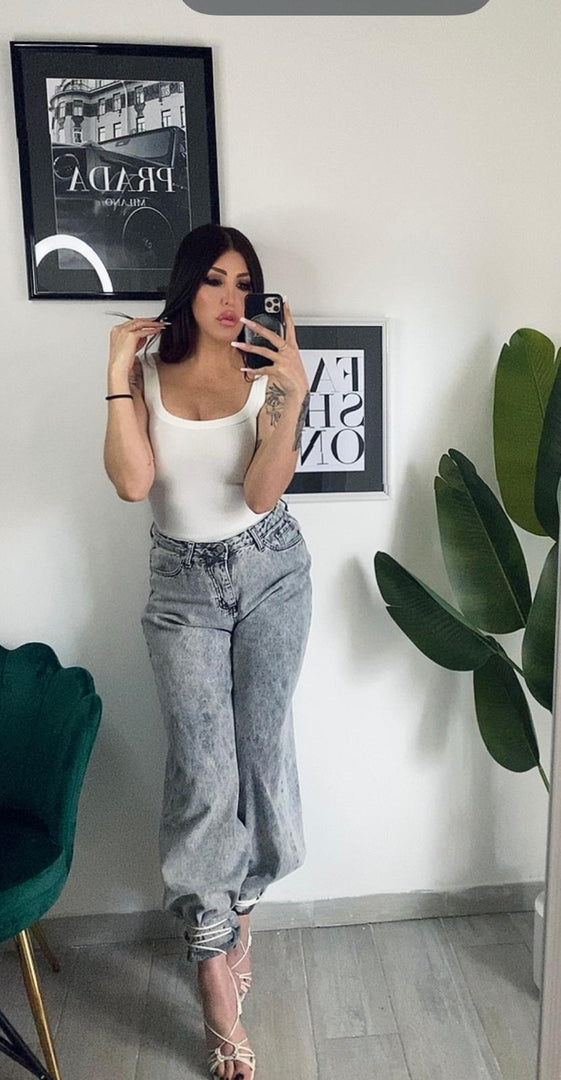 Jeans grigi larghi a vita alta
